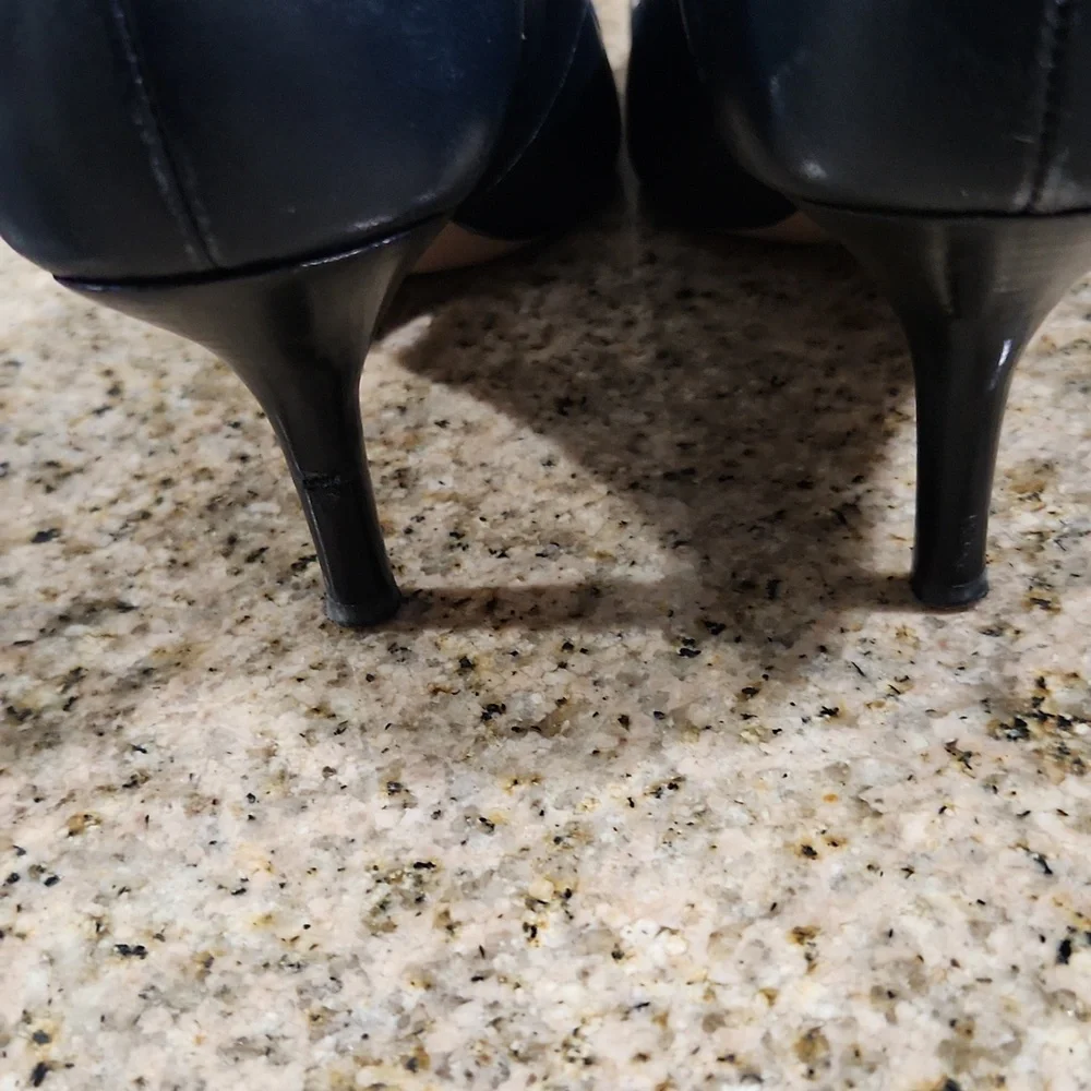 Coach heels - Picture 3 of 5